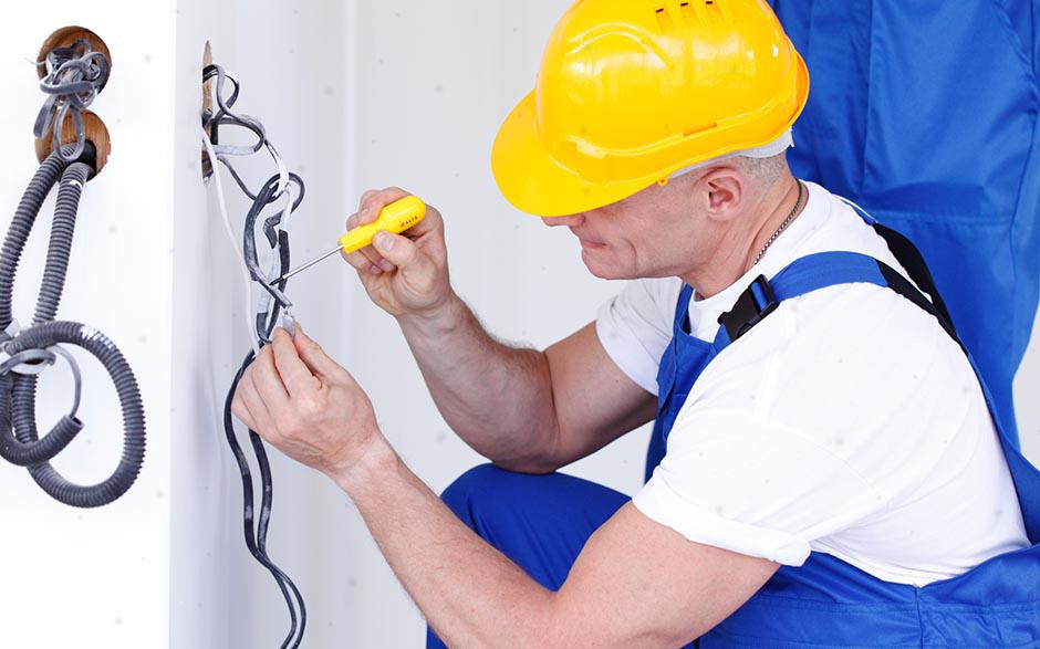 électricien de maintenance Le Port-Marly