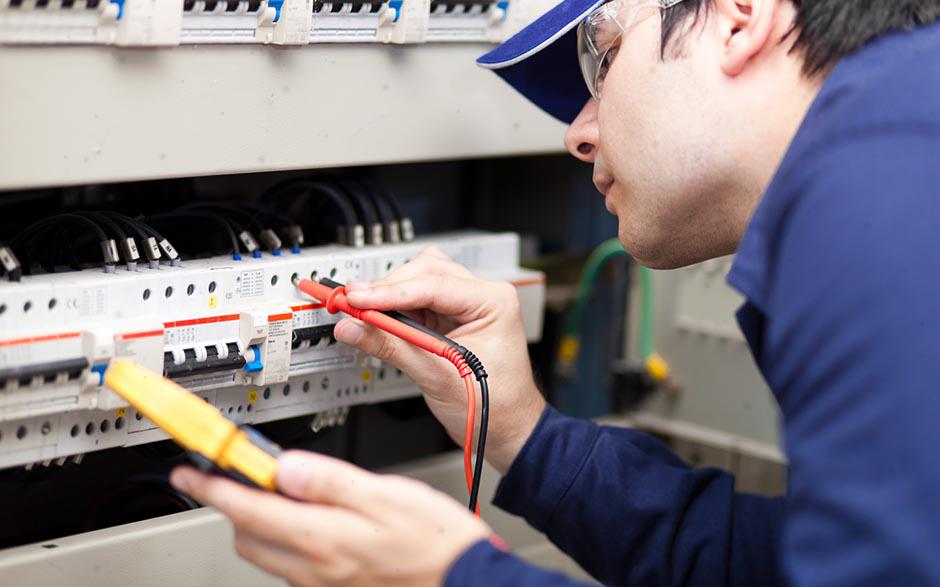 recherche électricien Antony